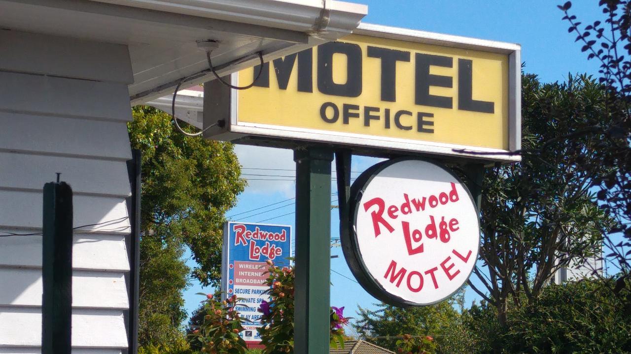 Redwood Lodge Motel Levin Buitenkant foto